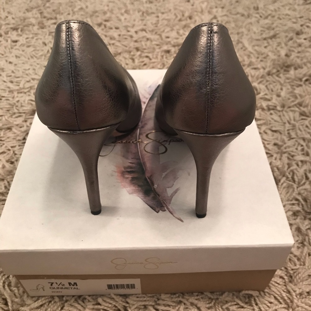 Jessica Simpson Heels - Picture 5 of 8